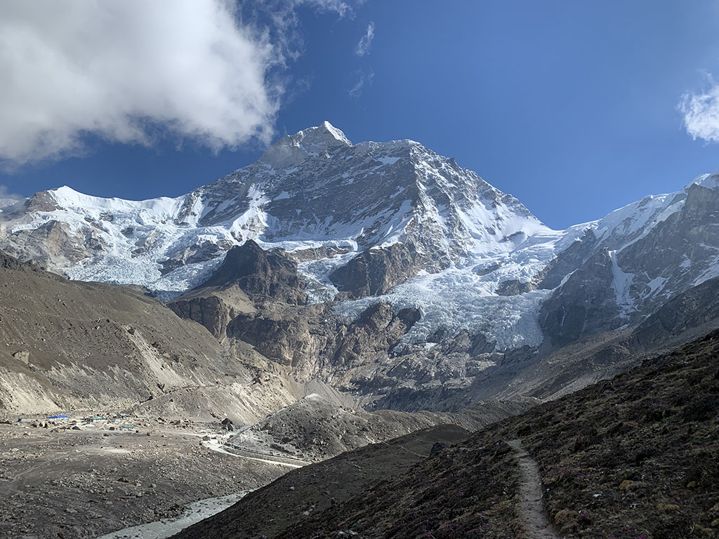 Makalu Mountaineers